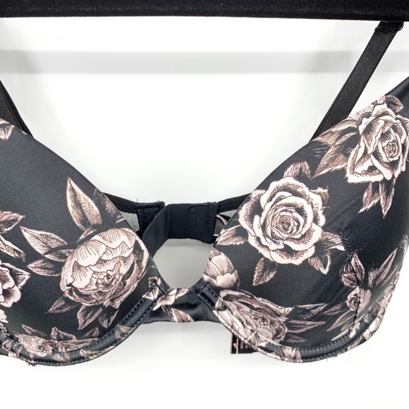 Victoria's Secret Size 32C Bra Very Sexy Push Up Black White Satin Floral Wire - Picture 3 of 9